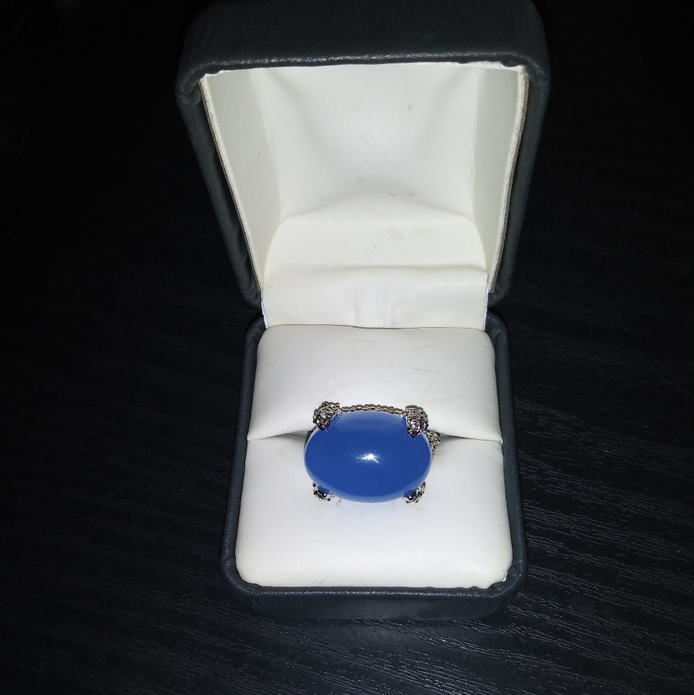 Moon stone ring